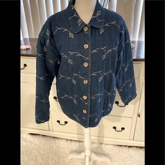 Denim embroidered jean jacket Medium - Picture 2 of 6